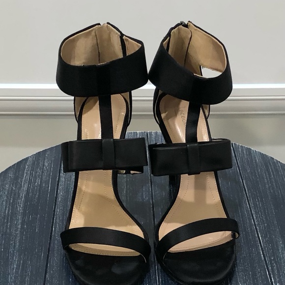 BCBGMAXAZRIA Satin Bow Heels - Picture 2 of 5